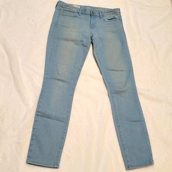GAP Skinny Jeans - Picture 2 of 2